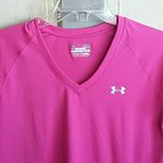 Under Armour  Pink Semi Fitted V neck heat gear Photo 1