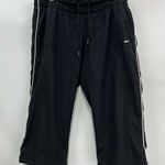 Nike xl Black & White Sportswear capri cropped tied leg drawstring pockets Photo 0