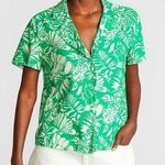 Nicole Miller 100% Linen Floral Women's Collared ButtonUp Top. Size-Medium Photo 0