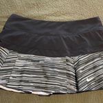 Nike Women’s  active skort Photo 0