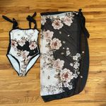 Pretty Matching Floral Swimsuit and Sarong Set Sz L Black Size L Photo 8