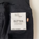 1822 Denim  Butter Ankle Slit Skinny Black 25 Maternity Photo 6