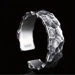 Sterling Silver NIB -  Hammer Pattern Open Ring. Photo 3