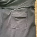 Athleta  Women’s Sz M Black 2-in-1 Skirted Capri‎ Leggings Photo 5