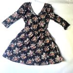 Forever 21 Floral Long Sleeve Dress NWT Black Size M Photo 0