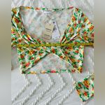 Mango Floral Twist-Front Crop Top vacation resort wear Photo 6