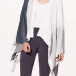 Lululemon  NWOT hatha coloblock wrap size OS Photo 2