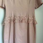 Donna Morgan Pink V-Neck Puff Sleeve Midi Dress Photo 4