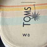 Toms  WO SIZE 8 SLIP ON MULES TAUPE GRAY  COLOR WHITE  LACES GOOD CLEAN CONDITION Photo 11