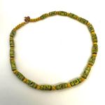 Yellow and green beaded necklace Photo 6