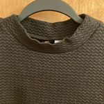 H&M Black textured sleeveless mock neck cropped top woman’s size xtra small Photo 1