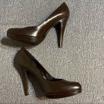 Jeffrey Tyler  High Heels Photo 2