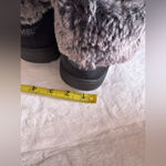   winter boots Khombu  snow  Womens 7M Lisa Black Leather Faux Fur Zip Photo 12