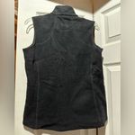 Woolrich Women's small black  fleece vest. Two pockets Photo 2