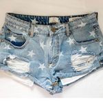 Cotton On Star print jean shorts Photo 0