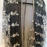 Elegant Black and White Lace Kimono/Swimsuit Coverup Size M Photo 2
