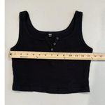 Uniqlo  Cropped Tank Top Womens Small Black Ribbed Henley Stretch Concert Travel Photo 3