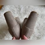 Tommy Hilfiger  Women's Size 7 Taupe Abilene Pump Career Preowned Photo 2