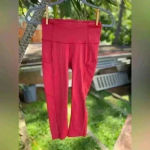 Lululemon  $118 Fast & Free Crop II Nulux 19 Size 4 Retails Dark Red Capris Pants Photo 2