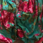 Olivaceous Floral Crop Top Photo 6