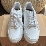 Loci Echo Shoes Size 8 Photo 1