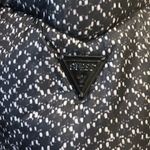 Guess  puffer jacket Photo 4