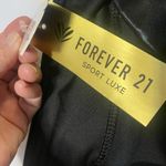 Forever 21 women’s side mesh detail capri leggings, faux leather black size L Photo 7