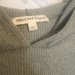 Above & Beyond twist front waffle knit hoodie Green Size L Photo 1