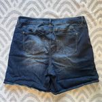 C. EST 1946 DENIM Women’s Dark Wash Classic Blue Denim Jean Shorts Plus Size 18W Photo 1