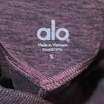 Alo Yoga  High-Waist Lounge Legging in Oxblood Heather Size Small Photo 8