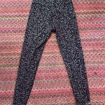 FLEO OLIVE GREEN CHEETAH PRINT LEGGINGS Size M Photo 2