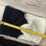 Handmade • Crochet Set 5 Pieces • Black & White • Buttons • Headband • Neck Warm Photo 9