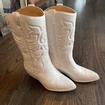 White Western Cowboy Boots Size 7 Photo 1