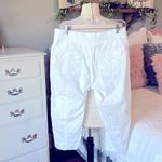 Lee  Platinum Label White Cotton Capris Pants Summer Womens 6 Stretchy Waistband Photo 1