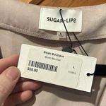 Sugar Lips NWT Sugar + Lips blush tan zip front vneck blouse Photo 2