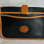 Dooney & Bourke Vtg equestrian blk Pebbled Leather with Brown Trim crossbody Photo 4