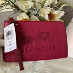 Coach  Large Wristlet Horse And Carriage Photo 0
