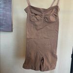 SKIMS NWOT  Strapless Sculpting Mid Thigh Bodysuit size 4X Sienna Photo 4