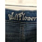 Wallflower Women's Juniors Blue Capri Jeans Zip Button Size 9 Photo 7