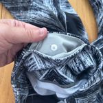 Lululemon Wunder Under Crop II Leggings Womens 8 Black White Heat Wave Training Photo 3