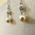 Faux pearl silver tone rhinestone drop earrings Photo 1
