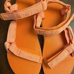 Teva Women's  flatform universal webbing coral size 11 NWOB Photo 0