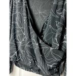 ASTR  The Label Black Floral V-Neck Puff Sleeve Lightweight Blouse Size Small Photo 3