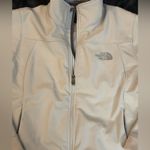 The North Face Women’s small Coat lined nwot Photo 1