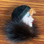 Vintage flapper brooch with mink scarf Black Photo 0