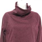 Mondetta  Turtle neck wool blend snap adjustable maroon small key hole sleeve Photo 8