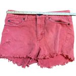 RVCA  Women's Faded Red Distressed Raw Hem Jean Shorts Sz 26 Photo 4