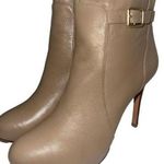 Ann Taylor  Women's Buckle Tan Leather Ankle Heeled Boots Booties Sz 8M Photo 0