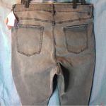 Ava & Viv  NWT 20W distressed skinny jeans Photo 2