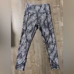 Zyia  Active Black Viper Pocket Light N Tight Hi-Rise Leggings 7/8 24”‎ SZ 2 Photo 1